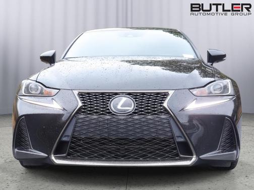 2018 Lexus IS 300 Base
