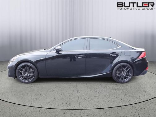 2018 Lexus IS 300 Base