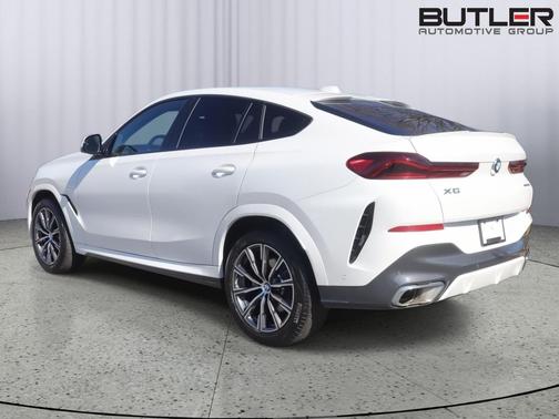 2025 BMW X6 xDrive40i