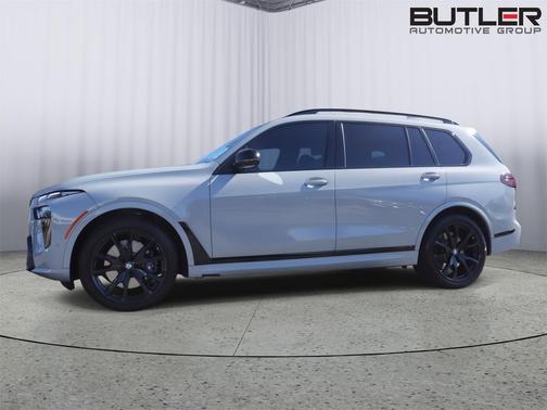 2025 BMW X7 M60i