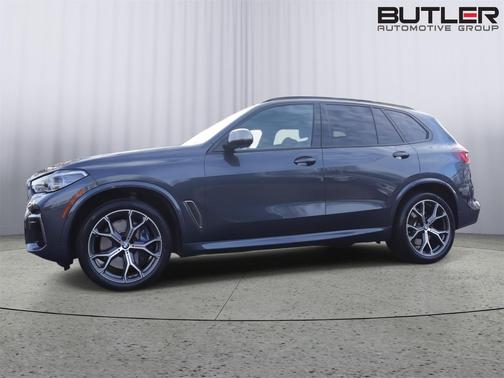 2022 BMW X5 M50i