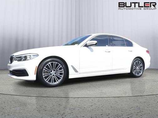 Alpine White 2020 BMW 530 530i