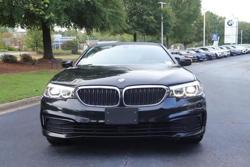 2019 BMW 530 530i