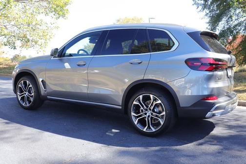 2026 BMW X5 sDrive40i