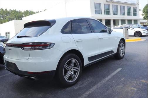 2020 Porsche Macan Base