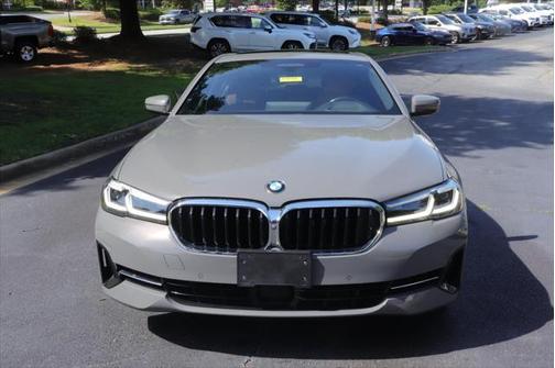 2021 BMW 540 540i