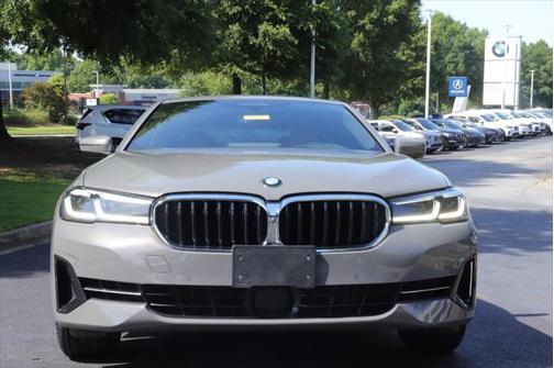 2021 BMW 540 540i