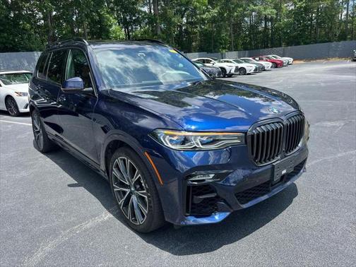 2022 BMW X7 M50i