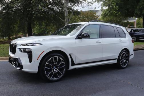 2026 BMW X7 M60i