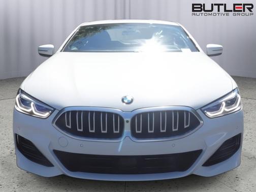 Alpine White 2025 BMW 840 i