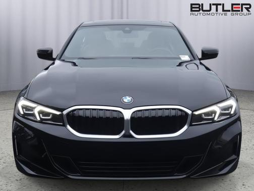 Jet Black 2023 BMW 330 330i