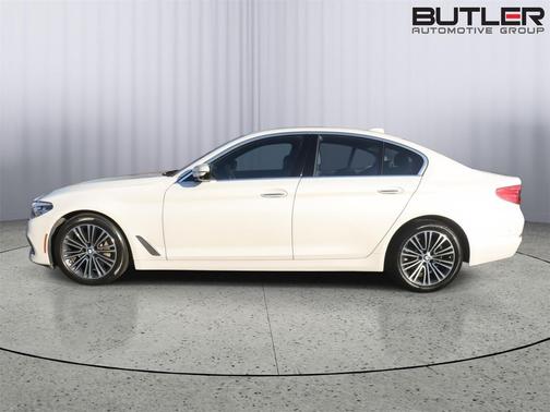 2018 BMW 530 530i