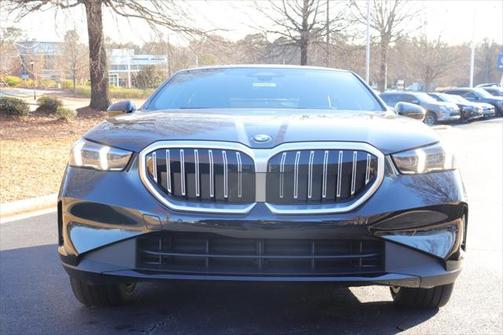 2025 BMW 530 i xDrive