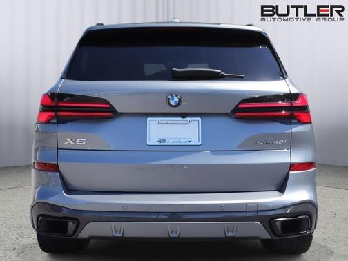 Skyscraper Grey Metallic 2024 BMW X5 sDrive40i