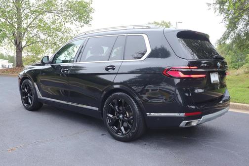2024 BMW X7 xDrive40i