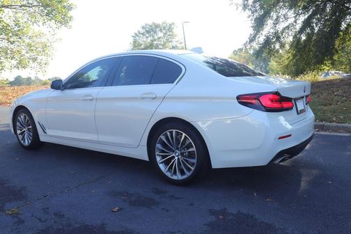 2022 BMW 540 i