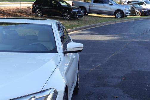 2022 BMW 540 i