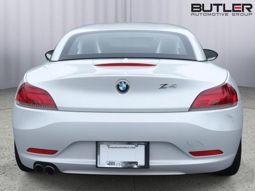 Mineral White Metallic 2016 BMW Z4 sDrive28i