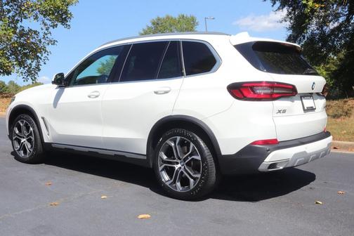 2023 BMW X5 sDrive40i