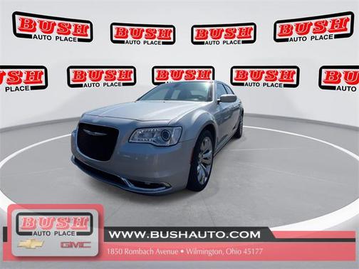 2019 Chrysler 300 Touring