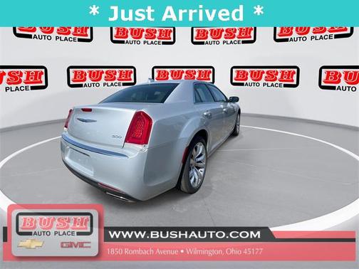 2019 Chrysler 300 Touring