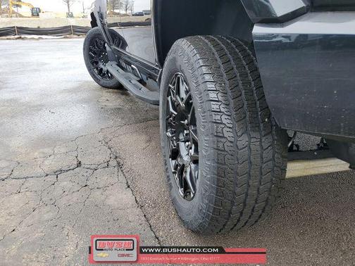 2025 GMC HUMMER EV SUV 2X