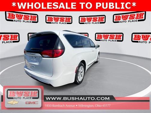 2017 Chrysler Pacifica Touring-L
