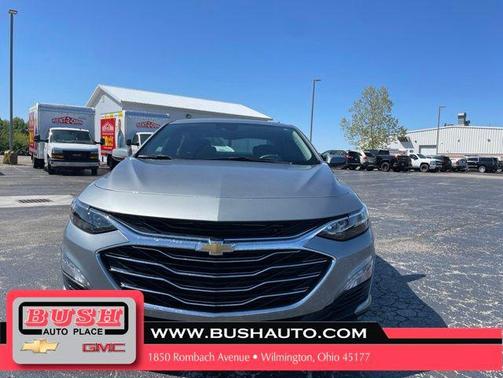Sterling Gray Metallic 2024 Chevrolet Malibu FWD 1LT
