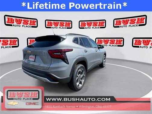 2025 Chevrolet Trax LT