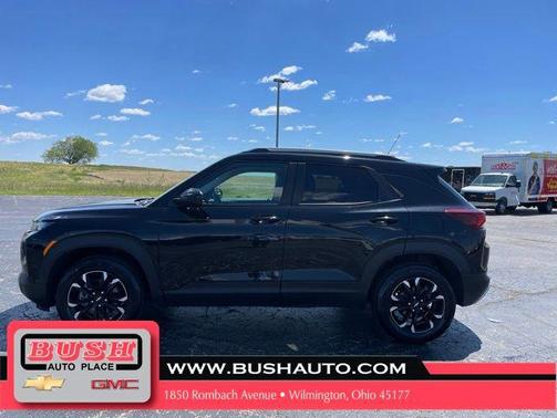Mosaic Black Metallic 2023 Chevrolet Trailblazer LT