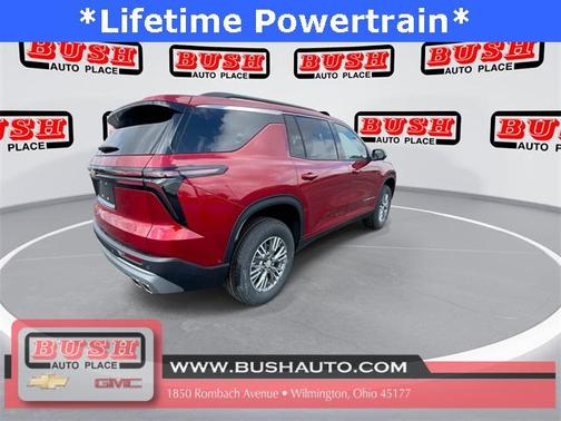 2025 Chevrolet Traverse LT