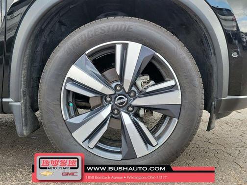 2022 Nissan Rogue SL