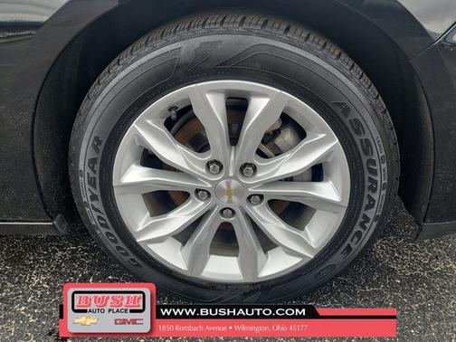 Mosaic Black Metallic 2024 Chevrolet Malibu FWD 1LT