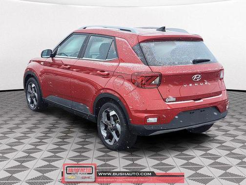 2022 Hyundai VENUE Limited