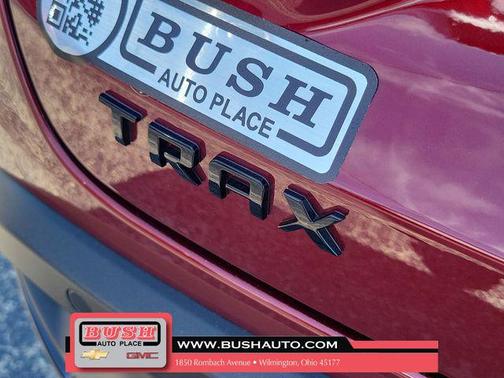 Crimson Metallic 2025 Chevrolet Trax FWD 2RS