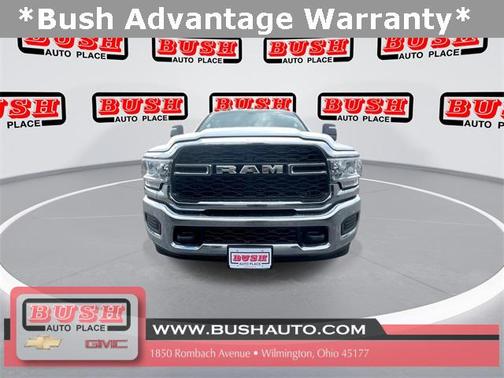 2023 RAM 3500 Tradesman Crew Cab 4x4 8' Box