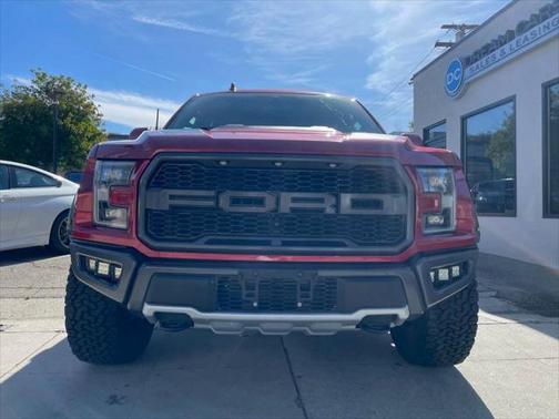 2020 Ford F-150 Raptor 4x4 4dr SuperCrew 5.5 ft. SB