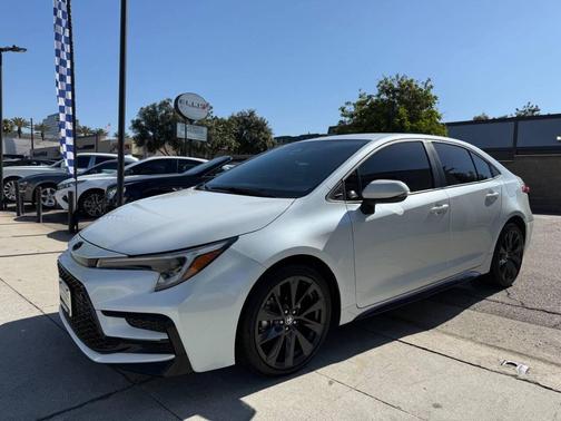 White 2023 Toyota Corolla SE