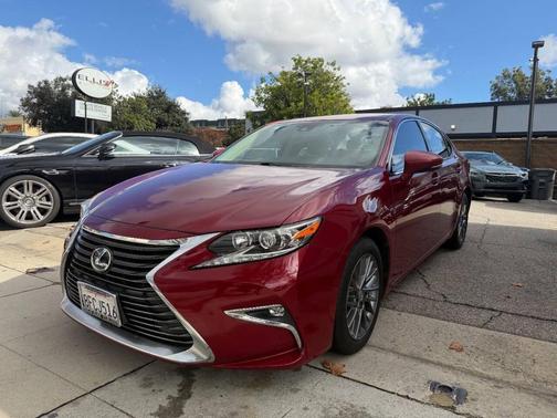 2018 Lexus ES 350 Base