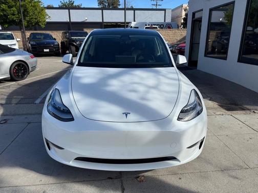 2020 Tesla Model Y Long Range Dual Motor All-Wheel Drive