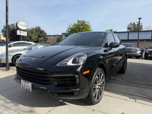 2019 Porsche Cayenne Cayenne