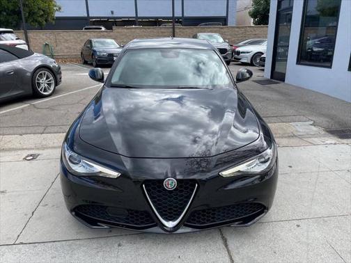 2019 Alfa Romeo Giulia Base
