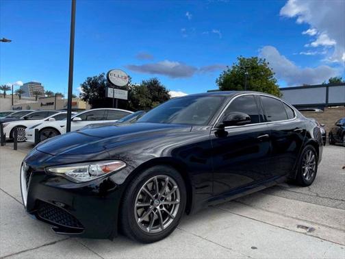 2019 Alfa Romeo Giulia Base