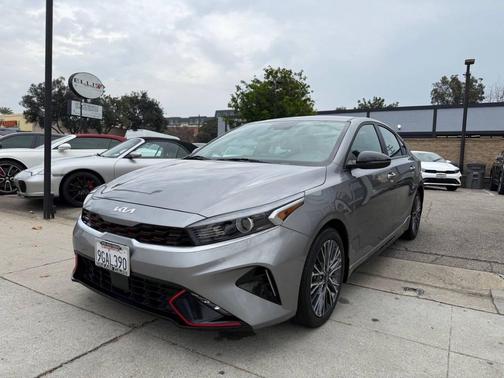 2023 Kia Forte GT-Line