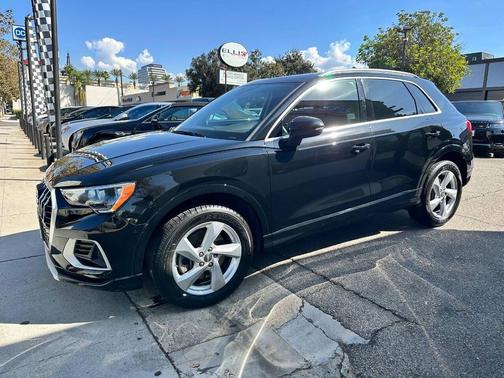 2019 Audi Q3 quattro Premium 45 TFSI AWD 4dr SUV