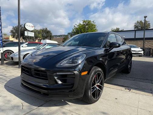 2024 Porsche Macan S AWD 4dr SUV