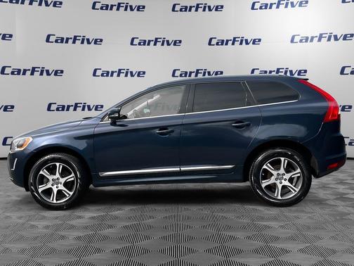 2015 Volvo XC60 T6 Platinum