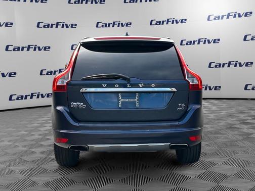 2015 Volvo XC60 T6 Platinum