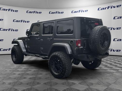 2017 Jeep Wrangler Unlimited Sahara