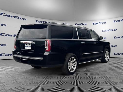 Onyx Black 2019 GMC Yukon XL Denali